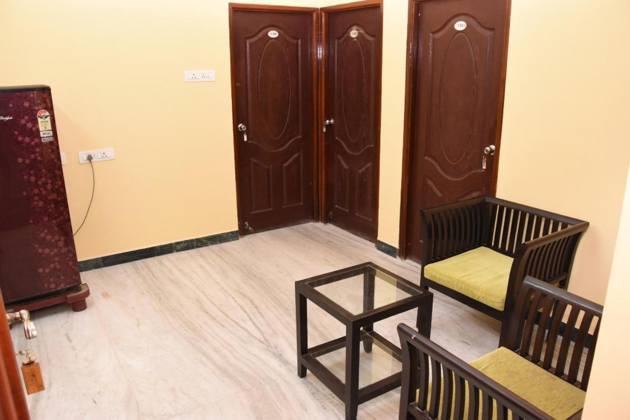 Aishwaryam Deshna Service Apartment Ambattur Chennai Eksteriør bilde